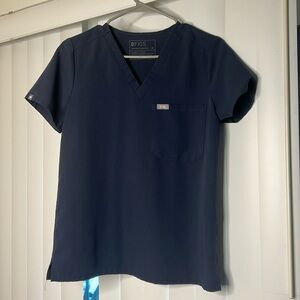 Figs Women Catarina on pocket Scrub Top Navy Blue